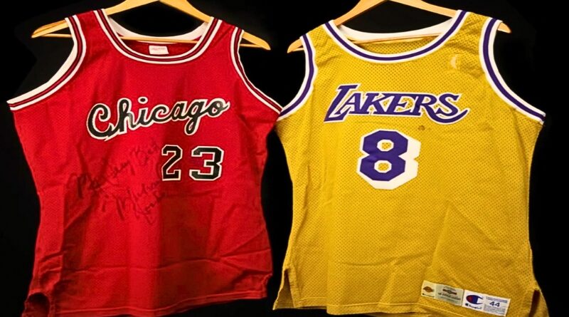 Sotheby’s subastará las camisetas de debut de Michael Jordan y Kobe Bryant, utilizadas en sus primeros partidos en la NBA, con un valor estimado de $10 millones cada una.