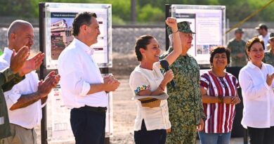 La mandataria encabezó el arranque de la obra que conectará Ciudad de México y Querétaro en dos horas, a través de 226 kilómetros de doble vía moderna.